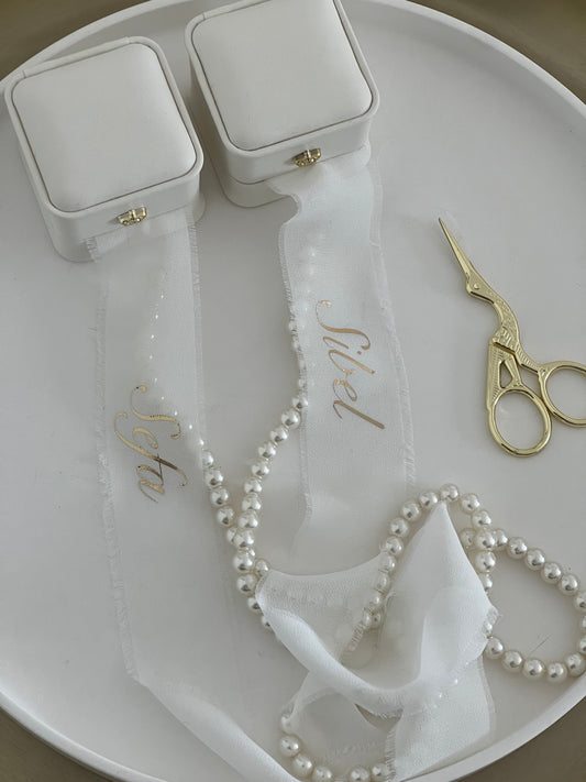 White Elegance- Verlobungstablett