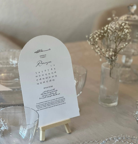 Ramadan Kalender mit Staffelei